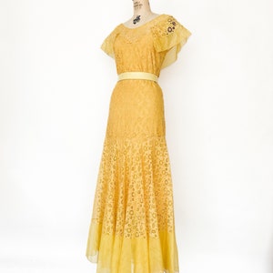 1930s Ruffled Peach Broderie Anglaise Dress