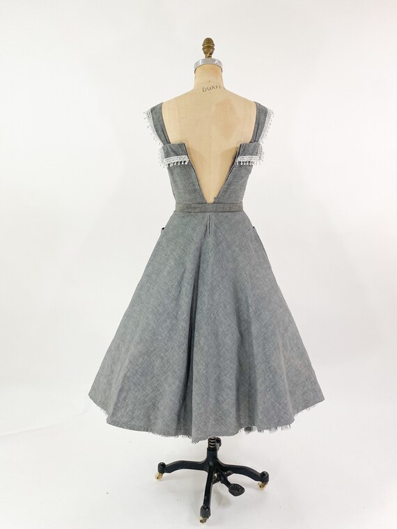 Fab! Vintage 1950s Full Skirt Gray Chambray Full … - image 4