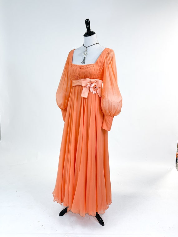 Pretty! Vintage 1970s Floaty Peach Silk Chiffon E… - image 2