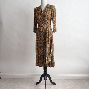 Pretty Vintage 1940s Rayon Jersey Wrap Dress Hip Swag Paisley L image 2
