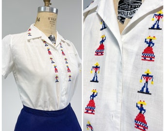 Fab! Vintage 1950s Novelty Embroidered People Linen Blouse Top M L