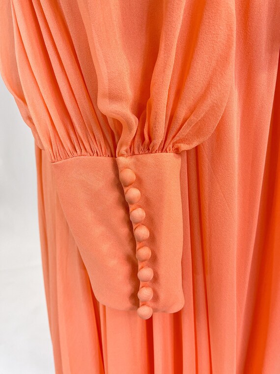 Pretty! Vintage 1970s Floaty Peach Silk Chiffon E… - image 8