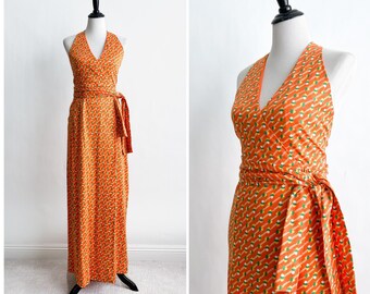 Chic! Vintage 1970s Geoffrey Beene Printed Jersey Wrap Maxi Halter Dress S M