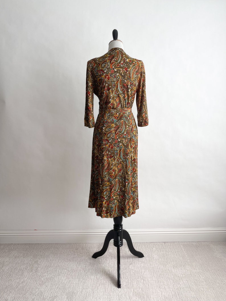 Pretty Vintage 1940s Rayon Jersey Wrap Dress Hip Swag Paisley L image 4