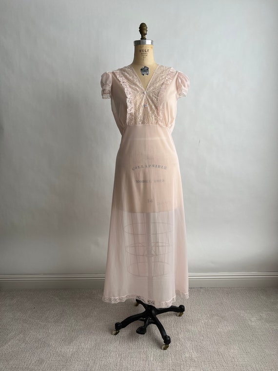 Volup! Vintage 1950s Sheer Pink Nylon Lace Nightg… - image 3