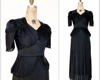 Robe vintage des années 40 40 en jersey de rayonne à manches bouffantes à franges basque L