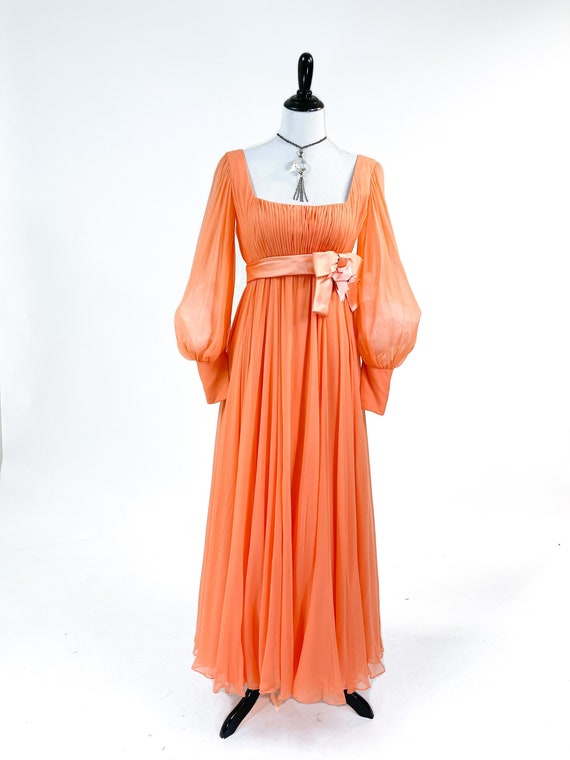 Pretty! Vintage 1970s Floaty Peach Silk Chiffon E… - image 6