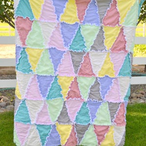 Triangle Quilt PDF | Baby Girl Quilt, Boy Rag Quilt, Easy Baby Quilt Pattern, Modern Rag Quilt Throw, Scrappy Rag Baby Quilt Patterns