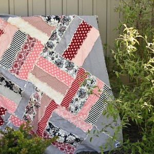 Rail Fence Rag Quilt Pattern for Rag Quilt Throw Size, Modern Quilt Pattern | Beginnier Scrappy Blanket for Women | PDF Instant Download