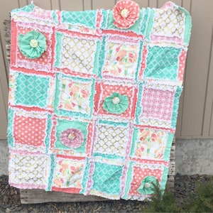 Flower Applique Rag Quilt Pattern PDF, Easy Quilt Pattern for Baby Rag Quilt and Toddler Girl Bedding image 1