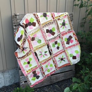Flower Baby Rag Quilt Pattern PDF, Easy Baby Quilt Patterns, Beginner Sewing Pattern, How to Make a Rag Quilt, Simple Patchwork Tutorial