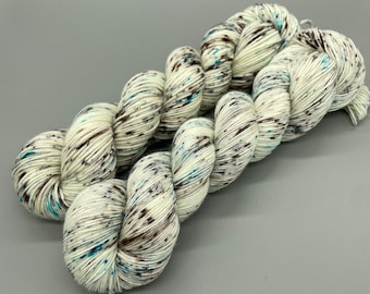 Hand Dyed Yarn, Superwash Merino wool, Brown, Blue, Gray, Speckled Yarn, Fingering Weight, Sport, DK, Worsted Weight - White Sandy Beach