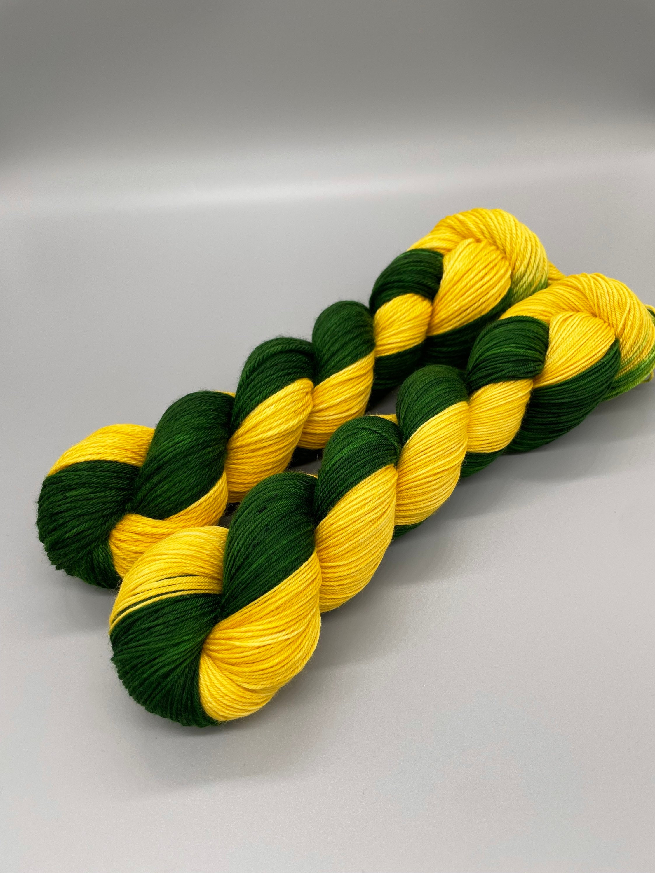 Yellow Duck - A variegated hand dyed yarn – Good Noodle Yarn Co