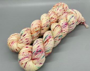 Hand Dyed Yarn, Superwash Merino wool, Light Yellowish, Rainbow Speckles, Fingering Weight, Sport, DK, Worsted Weight - Tutti Frutti