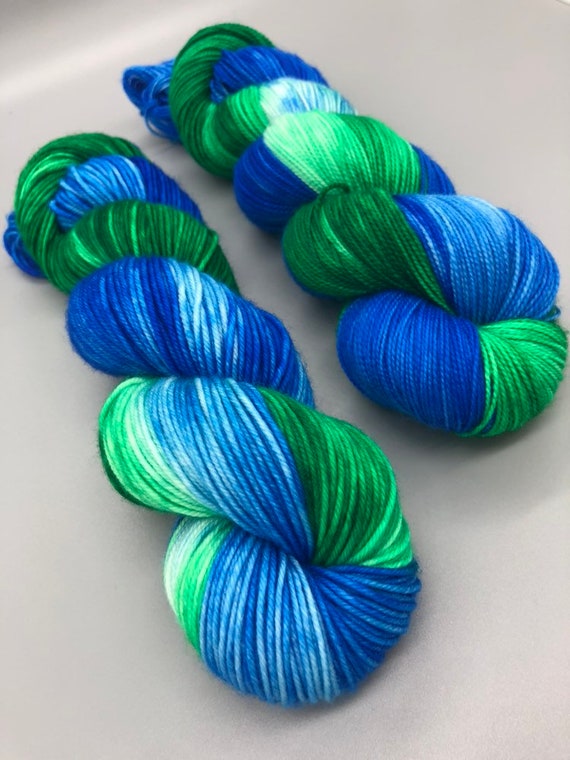 Blue Yarn, Handspun Art Yarn, Colorful Yarn, Sparkle Yarn, Wool Silk Yarn,  Crochet Chunky Yarn, Weaving Yarn, Bulky Yarn, Speckled Yarn -  Sweden