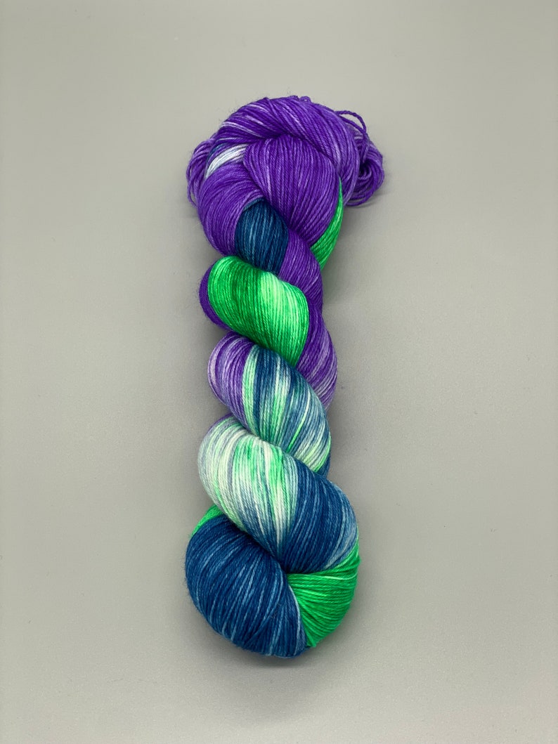 Hand Dyed Yarn, 75% Superwash Merino Wool, 25 Nylon Fingering, Purple, Blue, Green 463yds per skein Northern Lights image 2