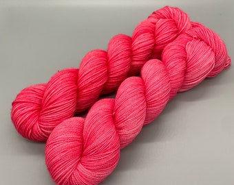Hand Dyed Yarn, Superwash Merino wool, Pink, Bright Pink, Flamingo Pink, semi solid, Fingering Weight, Sport, DK, Worsted Weight - Flamingo