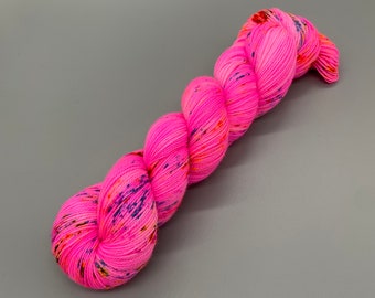 Hand Dyed Yarn, 75% Superwash Merino Wool 25 Nylon, Fingering Weight, Sock Yarn,Bright Pink, Bright Speckles - 463yds per skein - Super Star