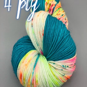 Hand Dyed Yarn, Superwash Merino wool, Turquoise, Fluorescent Speckled Yarn, Fingering Weight, DK, Sport, Worsted Weight Groovy image 9