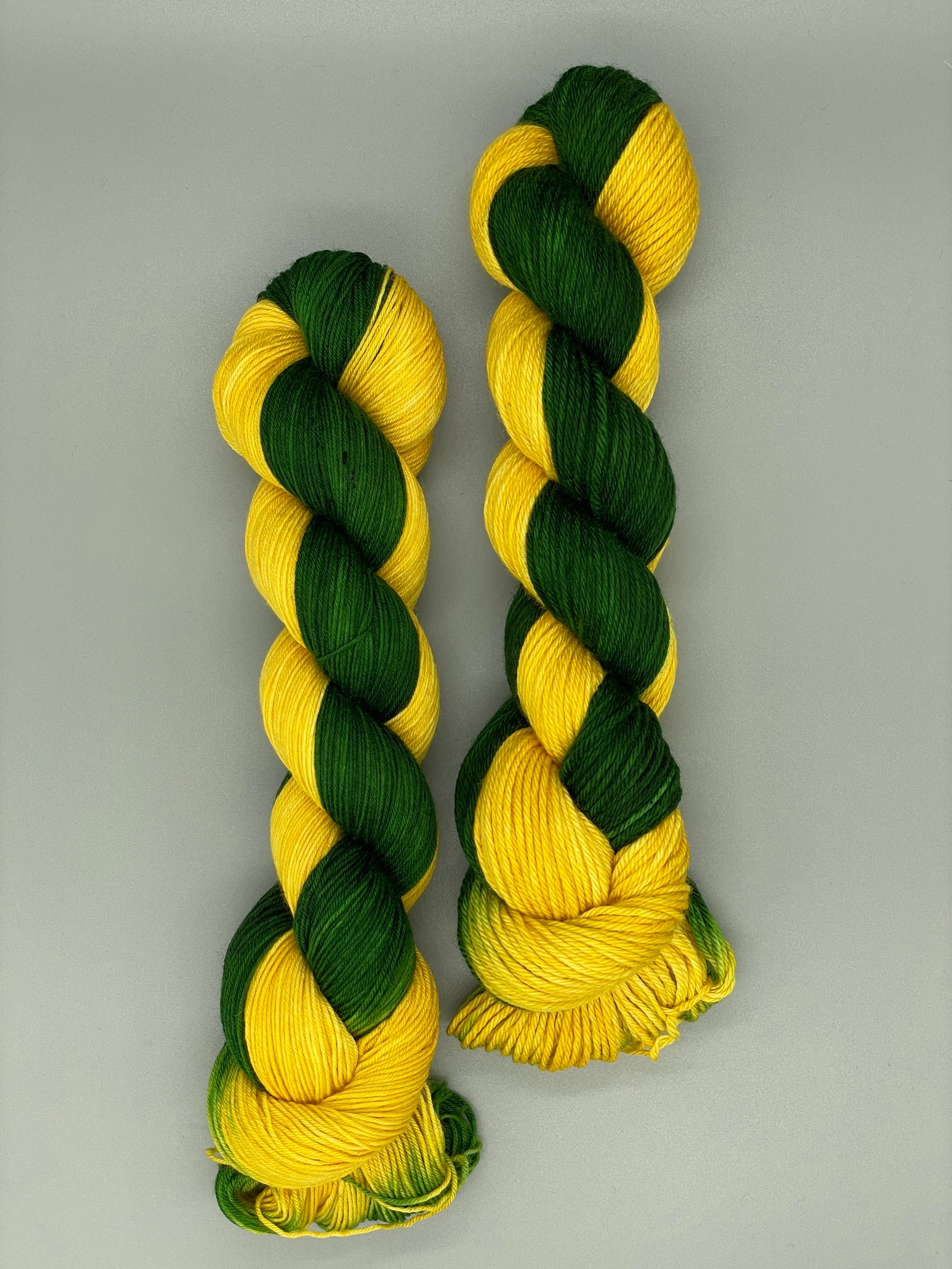 Bouquet Set of 5 Superwash Wool,worsted Weight Yarn,91m/100yds Green 