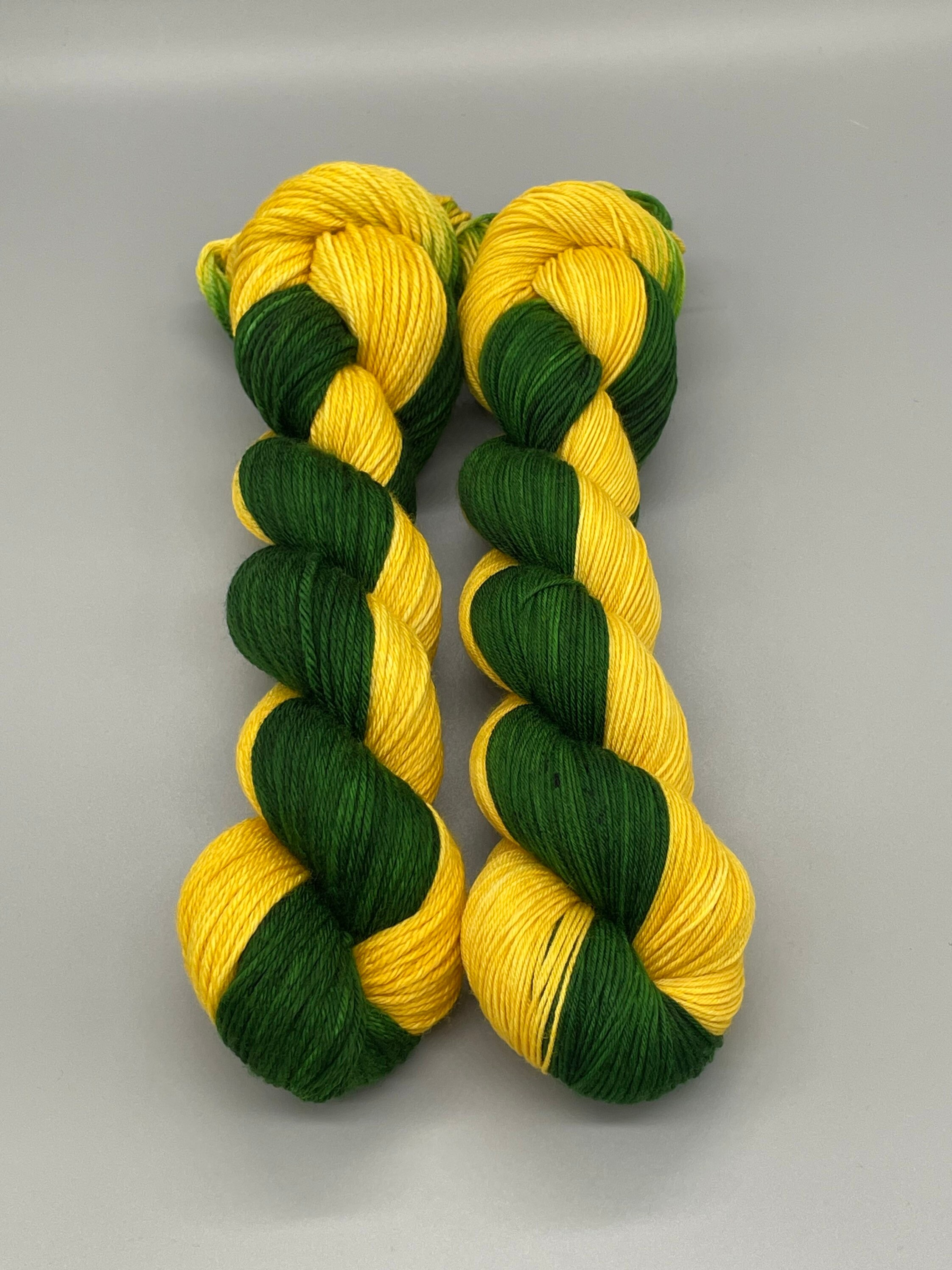 Yellow Duck - A variegated hand dyed yarn – Good Noodle Yarn Co