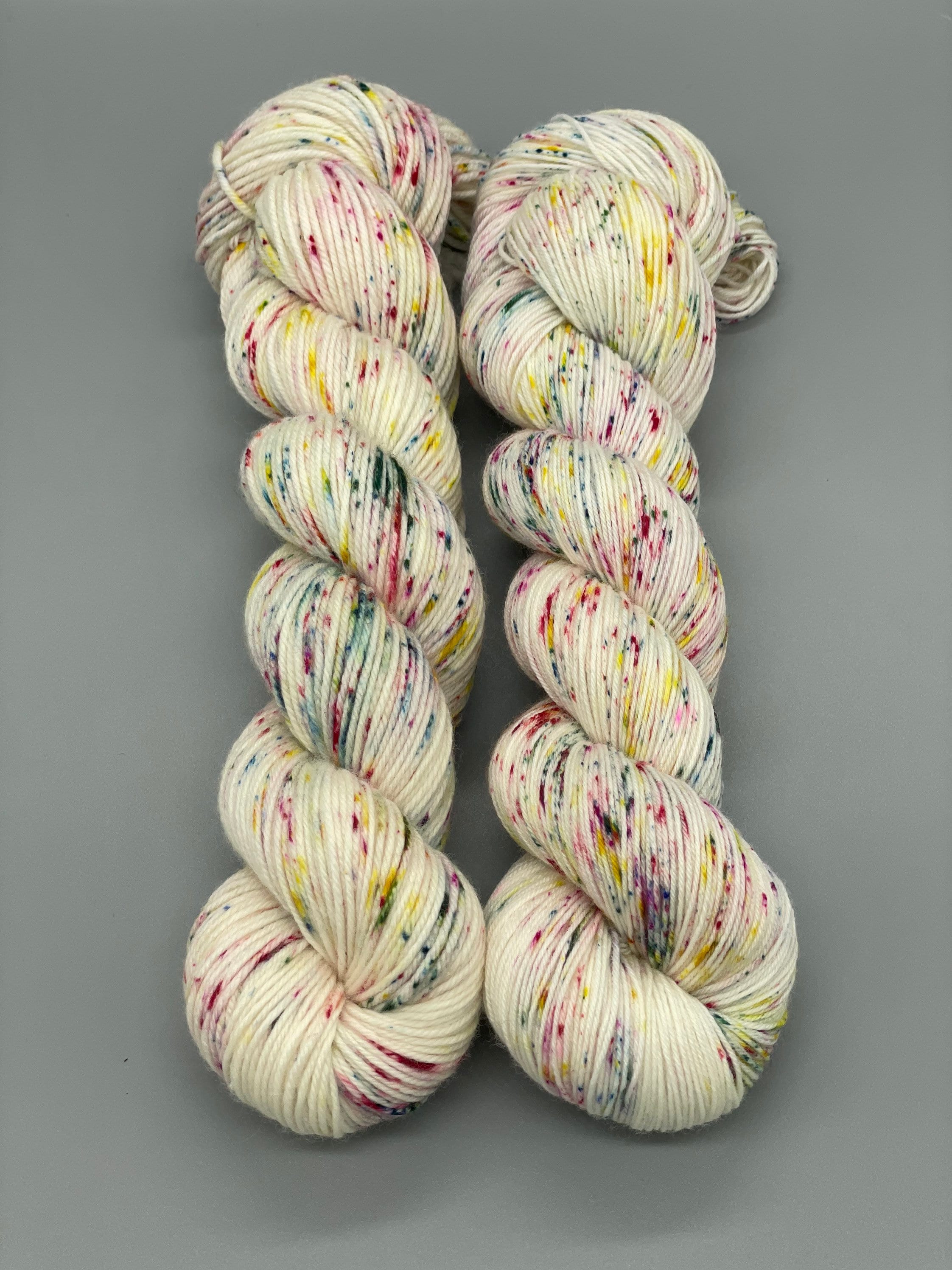 Speckled DK Weight Yarn 100% Superwash Merino Hand Dyed in Soft Green, Red,  Orange, Blue, and Pink 100 G 