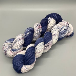 Hand Dyed Yarn, Superwash Merino wool, Blue, White, Plum, Speckled Yarn, Fingering Weight, DK, Sport, Worsted Weight - Blueberry Blast