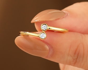 Dainty Moissanite Wedding Band, Bezel set moissanite stacking ring, Solid 14k gold womens bridal ring, Bridal jewelry gift for her