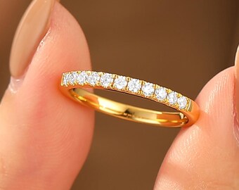 Pave Diamond Wedding Band,Minimalist Diamond Wedding Promise Ring,Stack Matching Ring, Solid 14K Yellow gold ring, Anniersary gift for her
