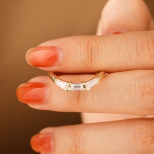 Vintage Curved Baguette Moissanite Wedding Band/ Yellow Gold Ring/ Matching Stacking Ring/ Promise Ring/ Personalized Ring Anniversary Gift