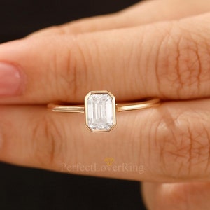 Bezel Set Ring/ 5x7mm Emerald Cut Moissanite Engagement Ring/ Promise Bridal Ring/ Solitaire Emerald Cut Moissanite Ring/ Ring For Women
