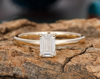 Dainty Moissanite Ring/ 4x6mm Emerald Cut Moissanite Wedding Ring/ Thin Band/ Engagement Promise Ring/ Proposal Ring/ Solid Gold Ring