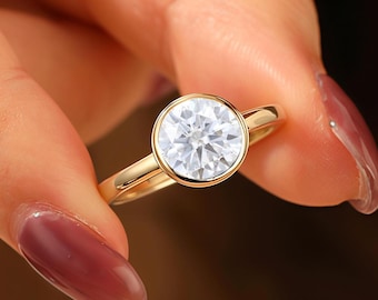 Bezel Set Round Cut Lab Grown Diamond Engagement Ring, Solitaire Diamond Promise Bridal Ring, IGI Certified, Anniversary gift for her