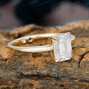 Anillo solitario, anillo de compromiso con diamante cultivado en laboratorio de talla esmeralda, anillo de pedida de mano con diamante DEF VVS, anillo con diamante CVD, anillo de oro macizo de 14 quilates