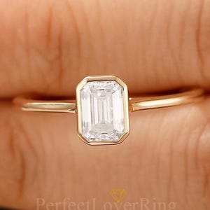 Bezel Set Ring/ 5x7mm Emerald Cut Moissanite Engagement Ring/ Promise Bridal Ring/ Solitaire Emerald Cut Moissanite Ring/ Ring For Women