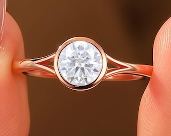 Solitaire Round Cut Lab Grown Diamond Engagement Ring, Bezel Diamond Promise Bridal Ring, IGI Certified, Anniversary gift for her