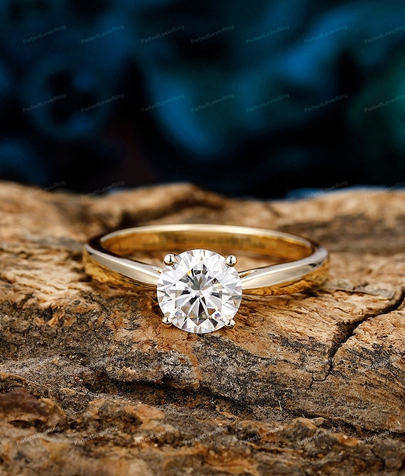10k Gold 6.5mm CZ Solitaire Promise or Engagement Ring 10k Gold 6.5mm CZ Solitaire Promise or Engagement Ring