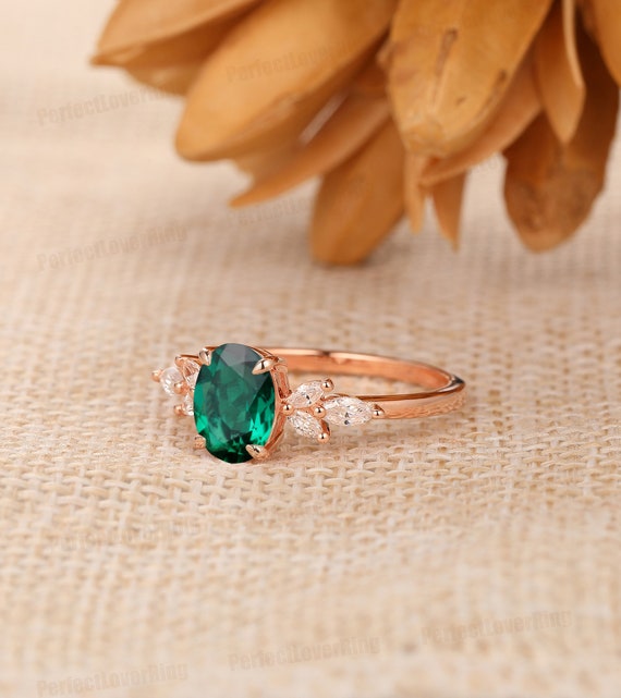 Custom emerald jewelry online