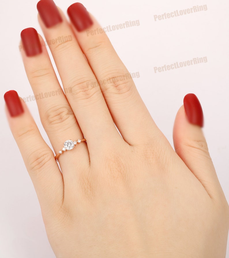 Dainty Engagement Ring/ 5mm Round Cut Moissanite Ring/ 14K Rose Gold Ring/ Prong Set Ring/ Stack Ring/ Promise Bridal Ring/ Ring For Women imagem 8