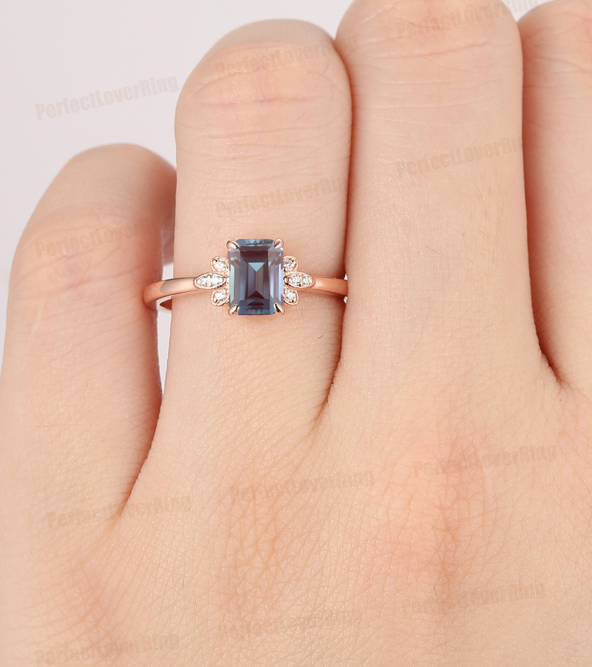 Handmade Fine Jewelry/ 5x7mm Emerald Cut Alexandrite Ring/ 14K Etsy UK