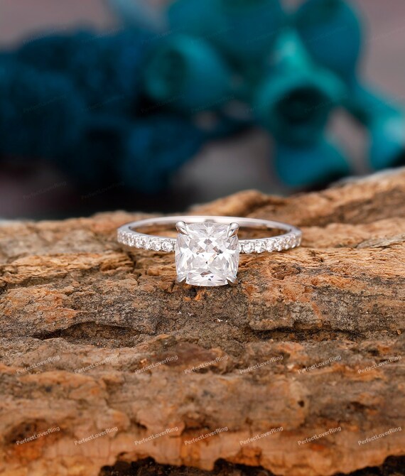 Custom Design 6.5mm Cushion Cut Moissanite Engagement Wedding