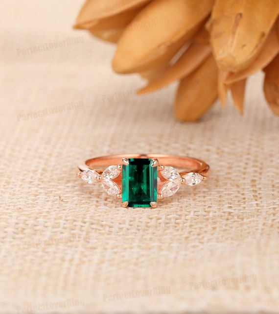 Rectangular Emerald Cuban Chain Ring | Office Wear Jewellery Online