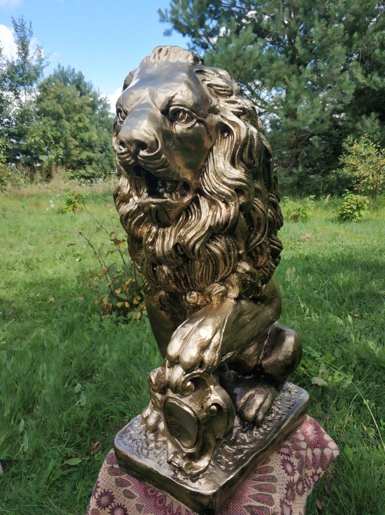 Large Sitting Lion Garden Statue Sculpture Polystone Worldwide Etsy