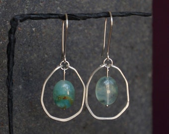 PERUVIAN OPAL oval earrings / silver dangle earrings / green stone earrings / hammered natural earrings / healing stone earrings