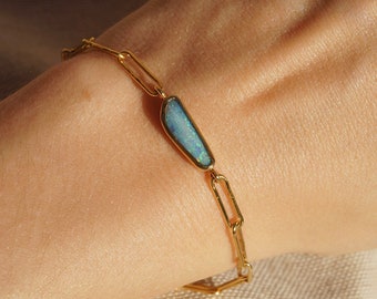 Opal gold bracelet / paperclip crystal bracelet / boulder opal bracelet / unique statement bracelet / blue stone bracelet / blue crystal