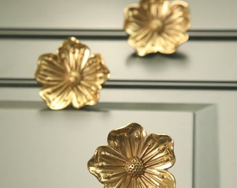 Brass Flower Knobs Pulls Handles Dresser Knobs Gold Cabinet Knobs Handles Decor Kitchen Cupboard Knobs,CP-0194