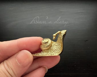 Solid Brass Snail Knob: Exquisite Cabinet Drawer Pull