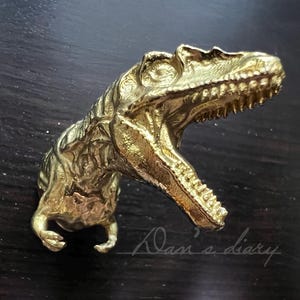 真鍮製恐竜型ノブ：モダンなキャビネット引き出し取っ手 - CP-0988-C