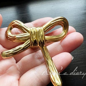 Modern Brass Bow Knob: Gold Dresser Drawer Pull