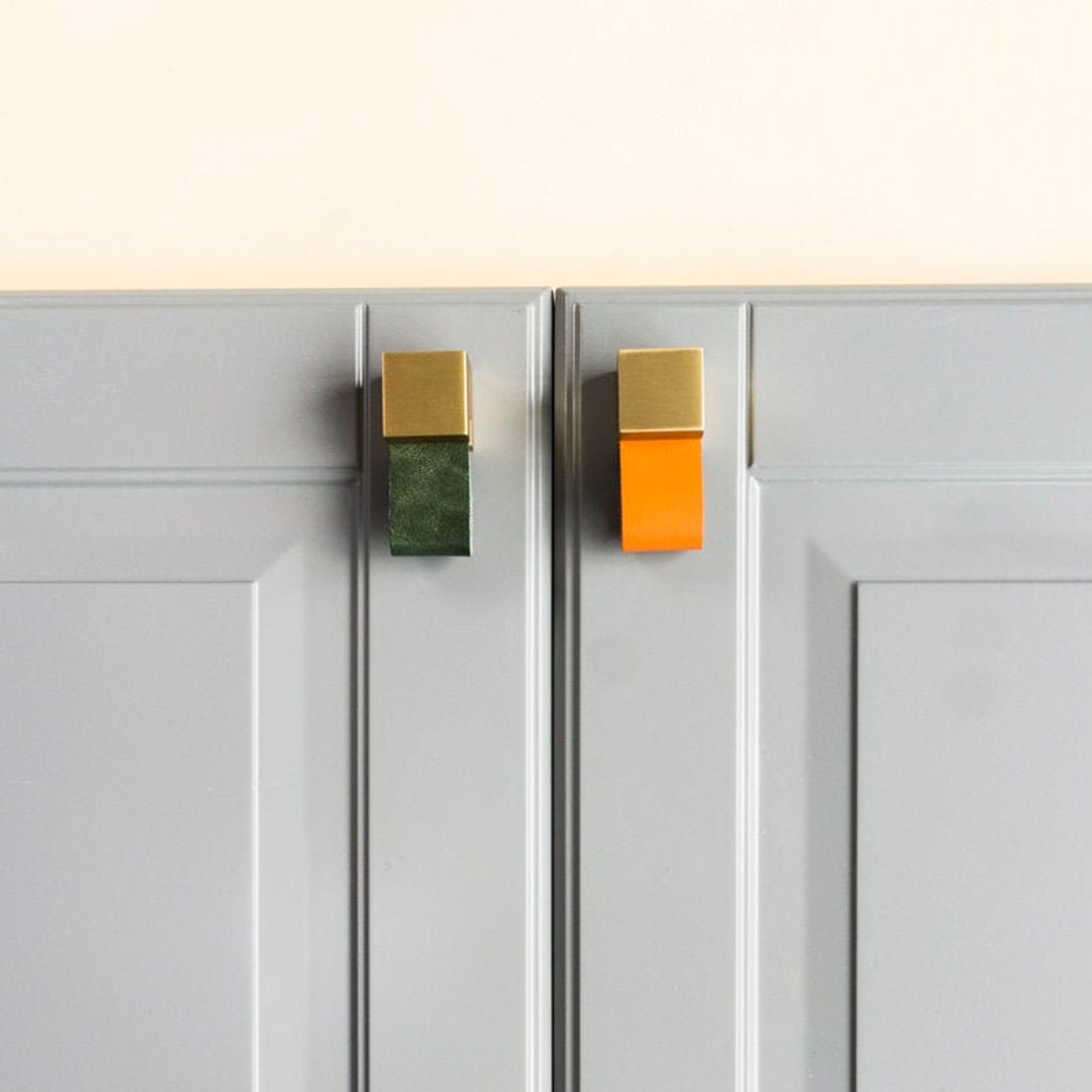 Schubladengriff aus reinem Messing Schrankgriff aus Leder | Etsy